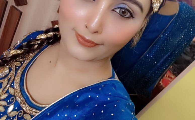 Call me self service, college girl high profile available hand to han profile photo for Call Girls in Patna